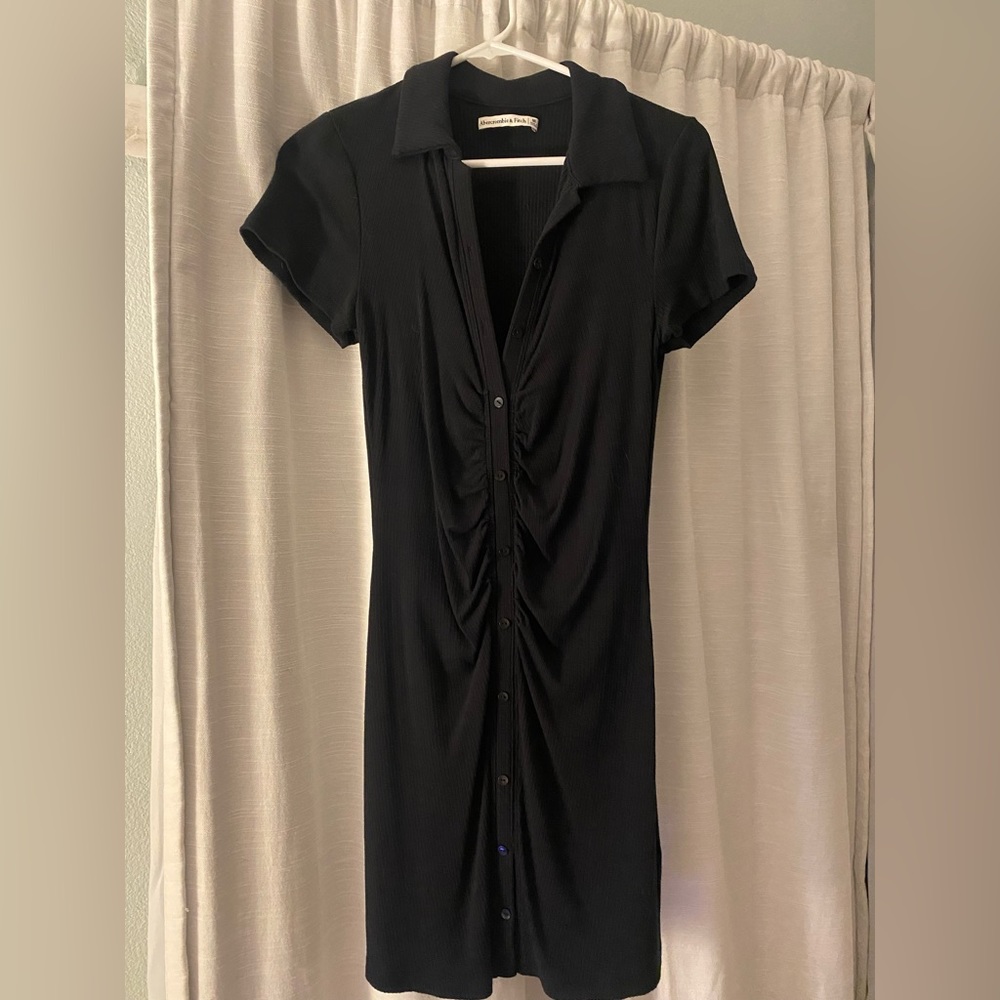 Abercrombie & Fitch Ruched Button Up Bodycon Dress - image 1